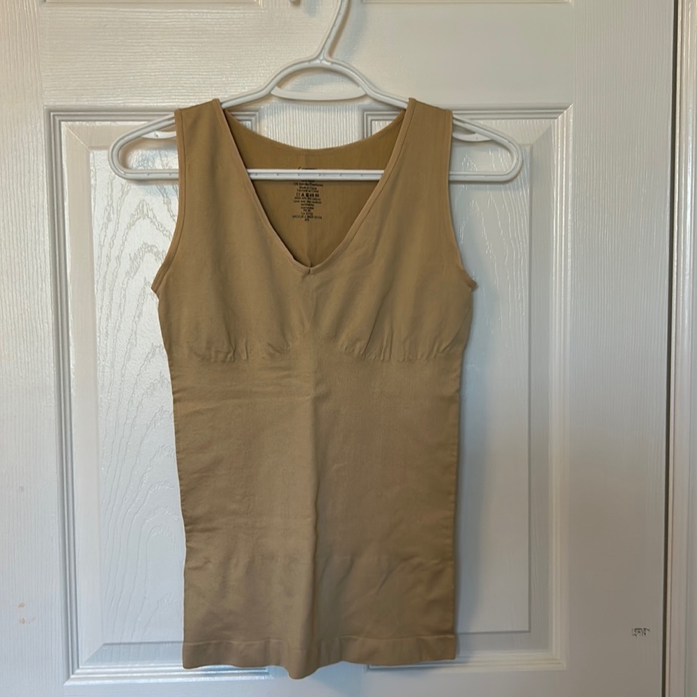 Shape wear top